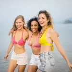 Come scegliere il costume da bagno in base alla propria corporatura